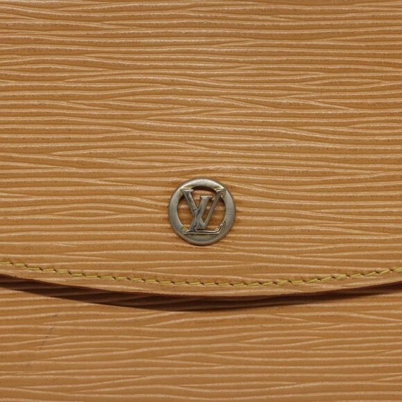 LOUIS VUITTON Epi Montaigne 23 Clutch Bag Beige LV - Picture 8 of 16
